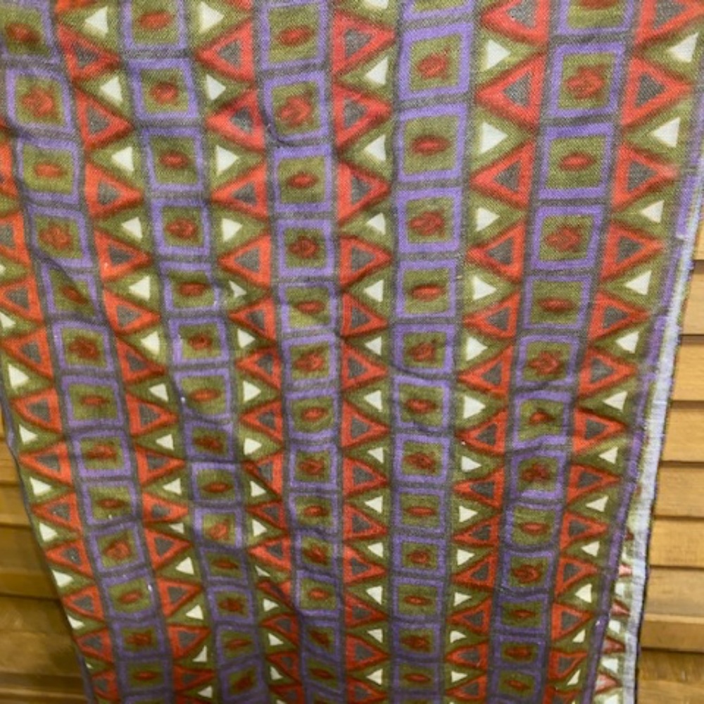 BALTHAZAR Scarf - Picture 3 of 10